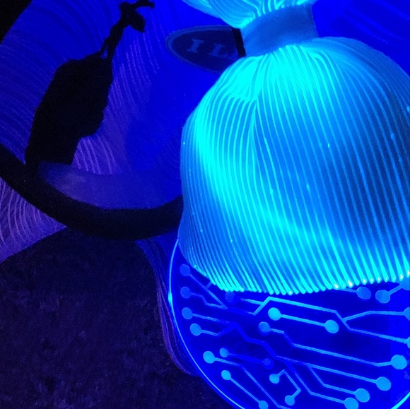 NEW Disney Parks Light-up Designer Karlie Kloss Ears Headband Limited Release LR - Picture 4 of 15